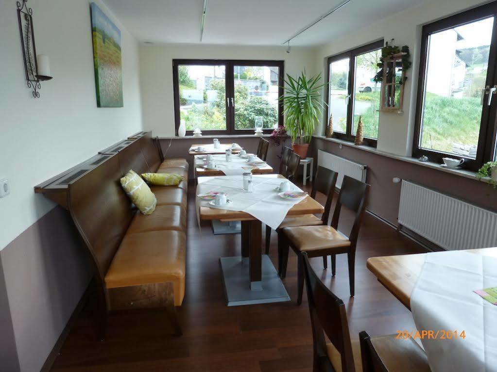Hotel Garni Zum Adenauer Forst Wimbach 外观 照片