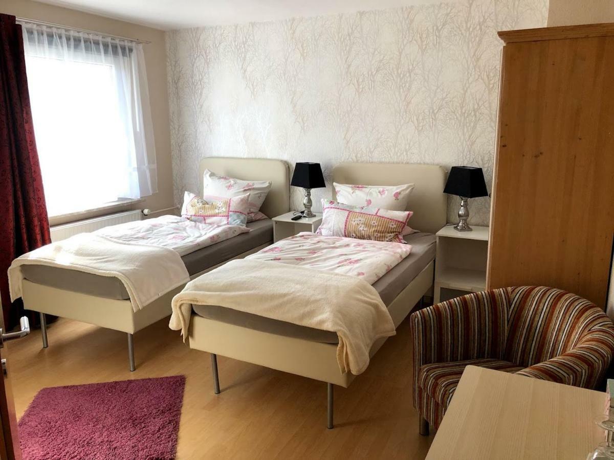 Hotel Garni Zum Adenauer Forst Wimbach 外观 照片